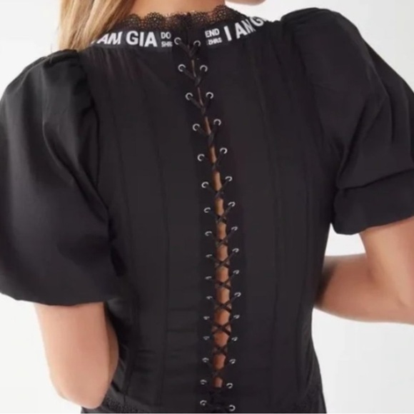 I am Gia Croset top - Picture 3 of 7